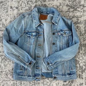 Levi’s Boyfriend Denim Jacket